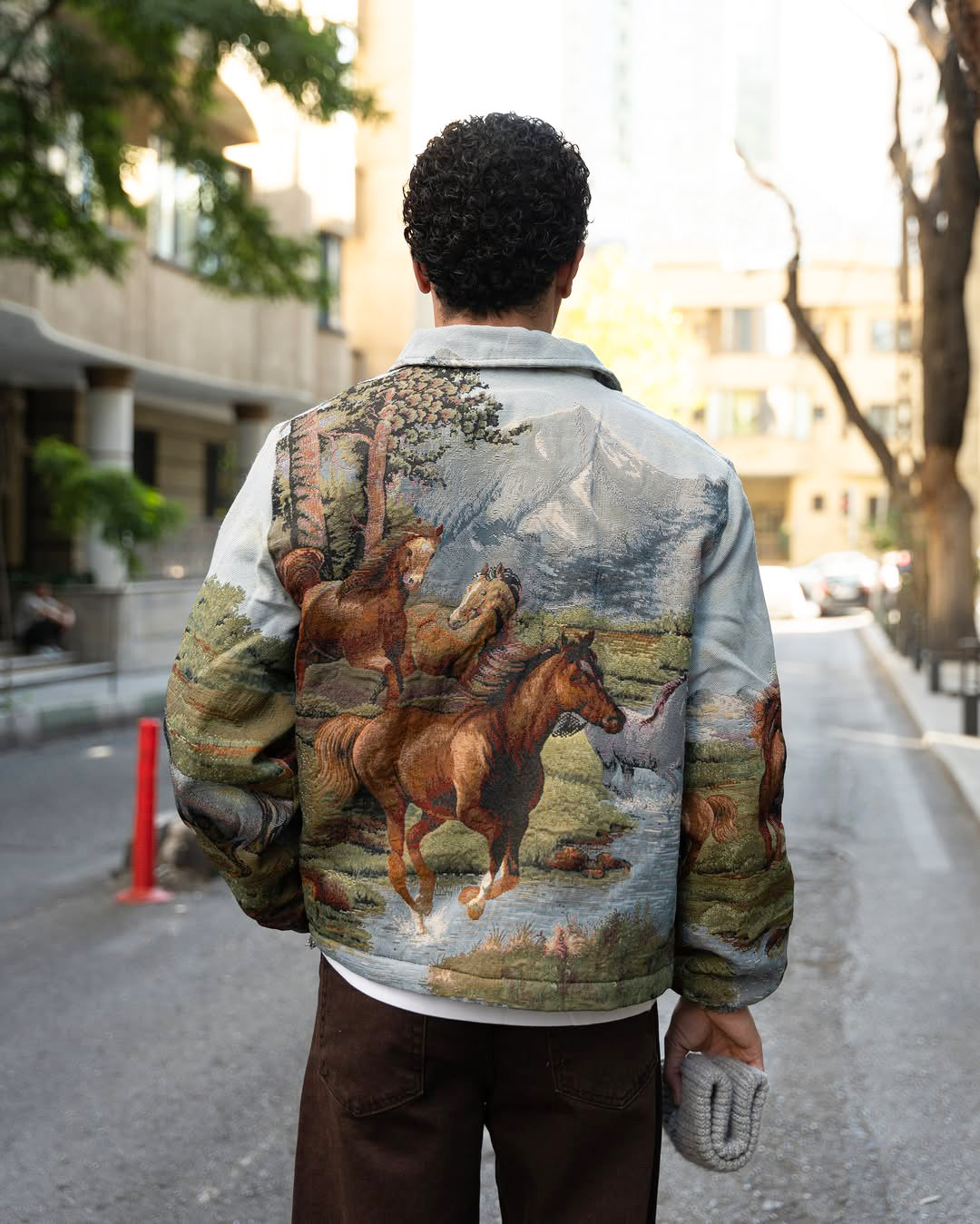 FREE HORSE TAPESTRY JACKET