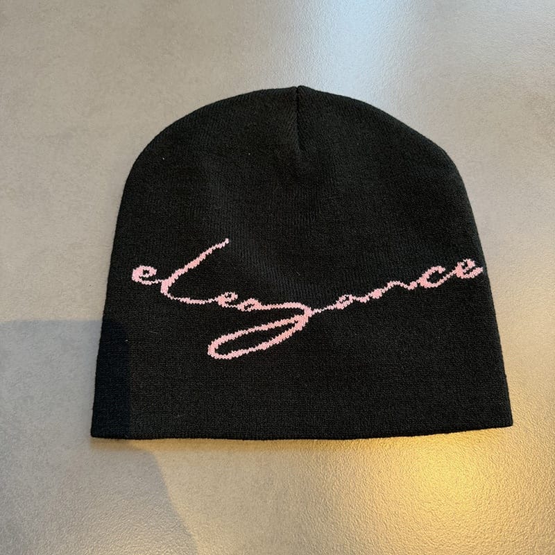 Elegance Script Knit Beanie Black / Pink