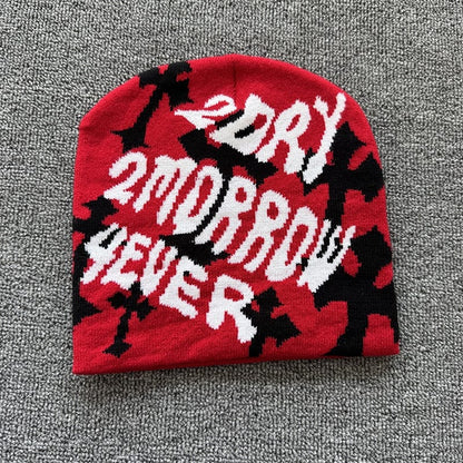 Tomorrow Never Camo Knit Beanie Red / Black
