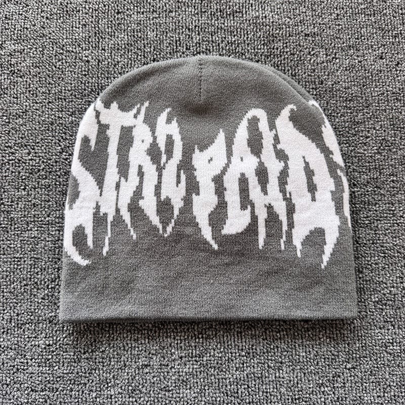 Distorted Gothic Letter Knit Beanie Gray / White