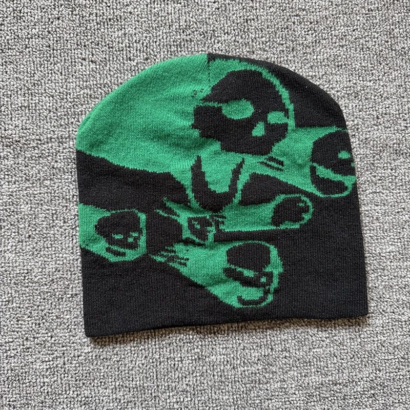 Split Skull Graphic Knit Beanie Black / Green