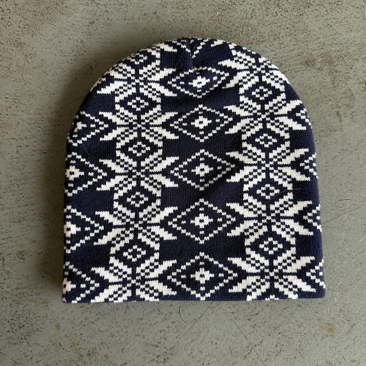 Geometric Diamond Knit Beanie Navy