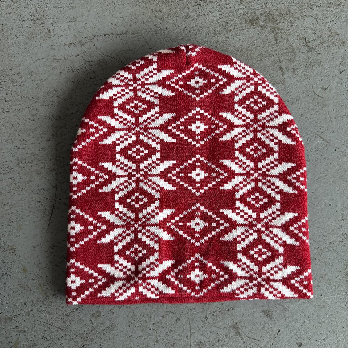 Geometric Diamond Knit Beanie Red