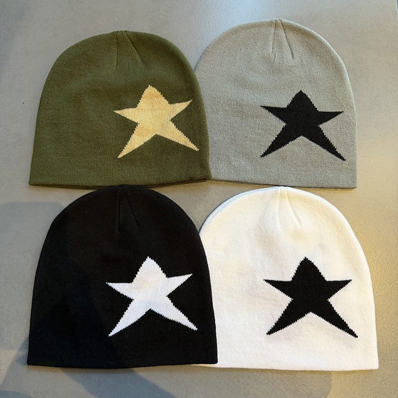 Oversized Star Knit Beanie