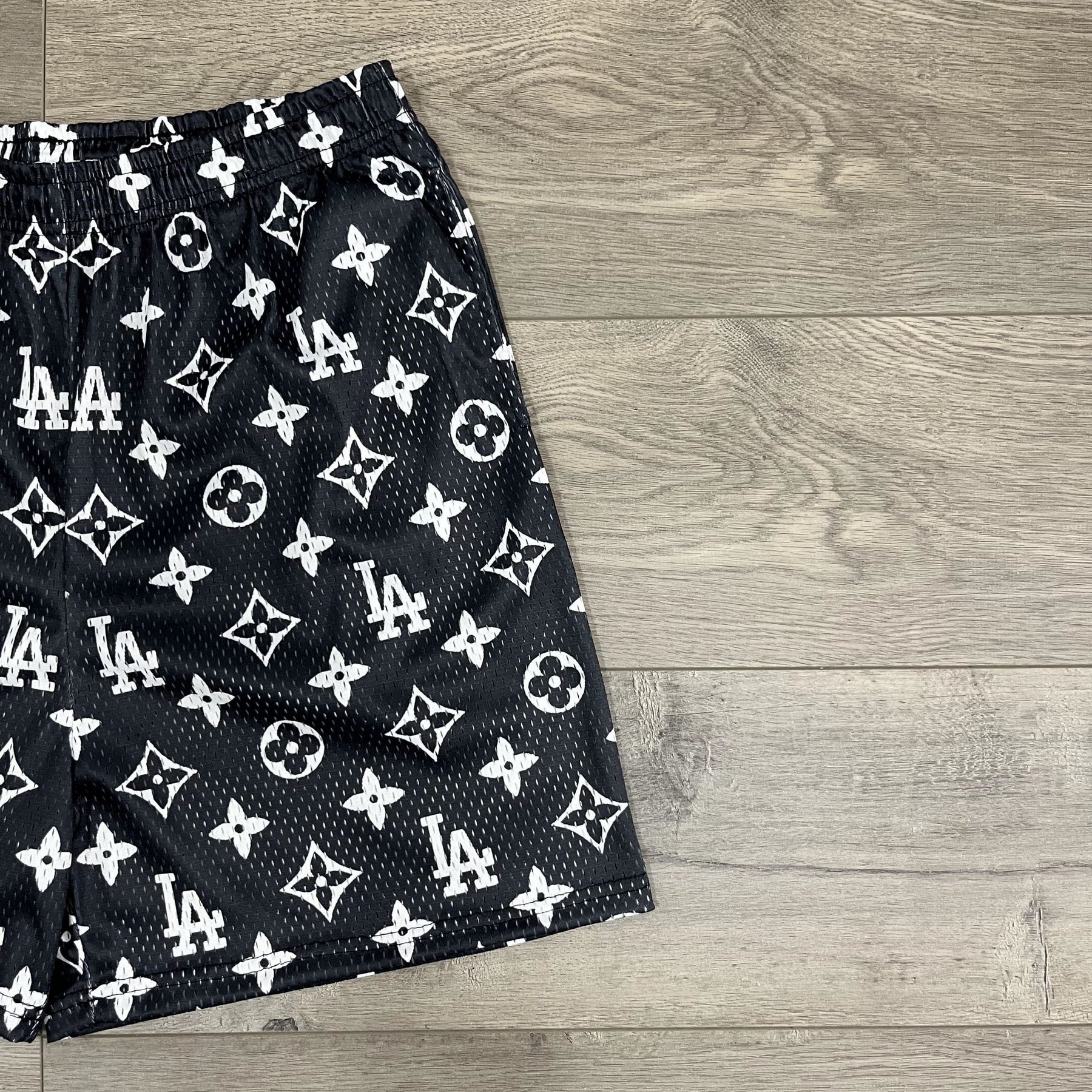 BLACK LA MESH SHORTS-8670 - RDMCLOTHINGART