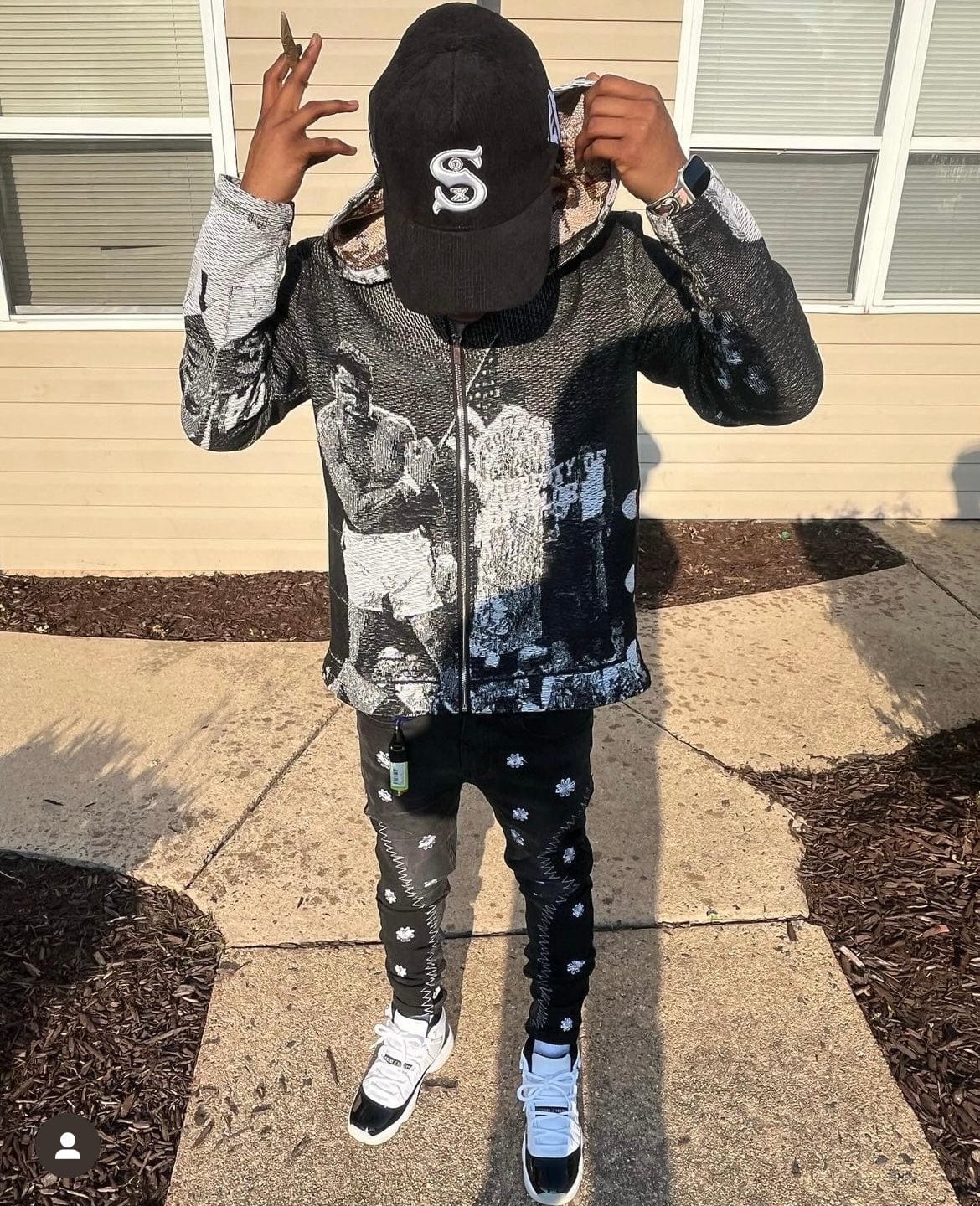 Fight Tapestry - RDMCLOTHINGART