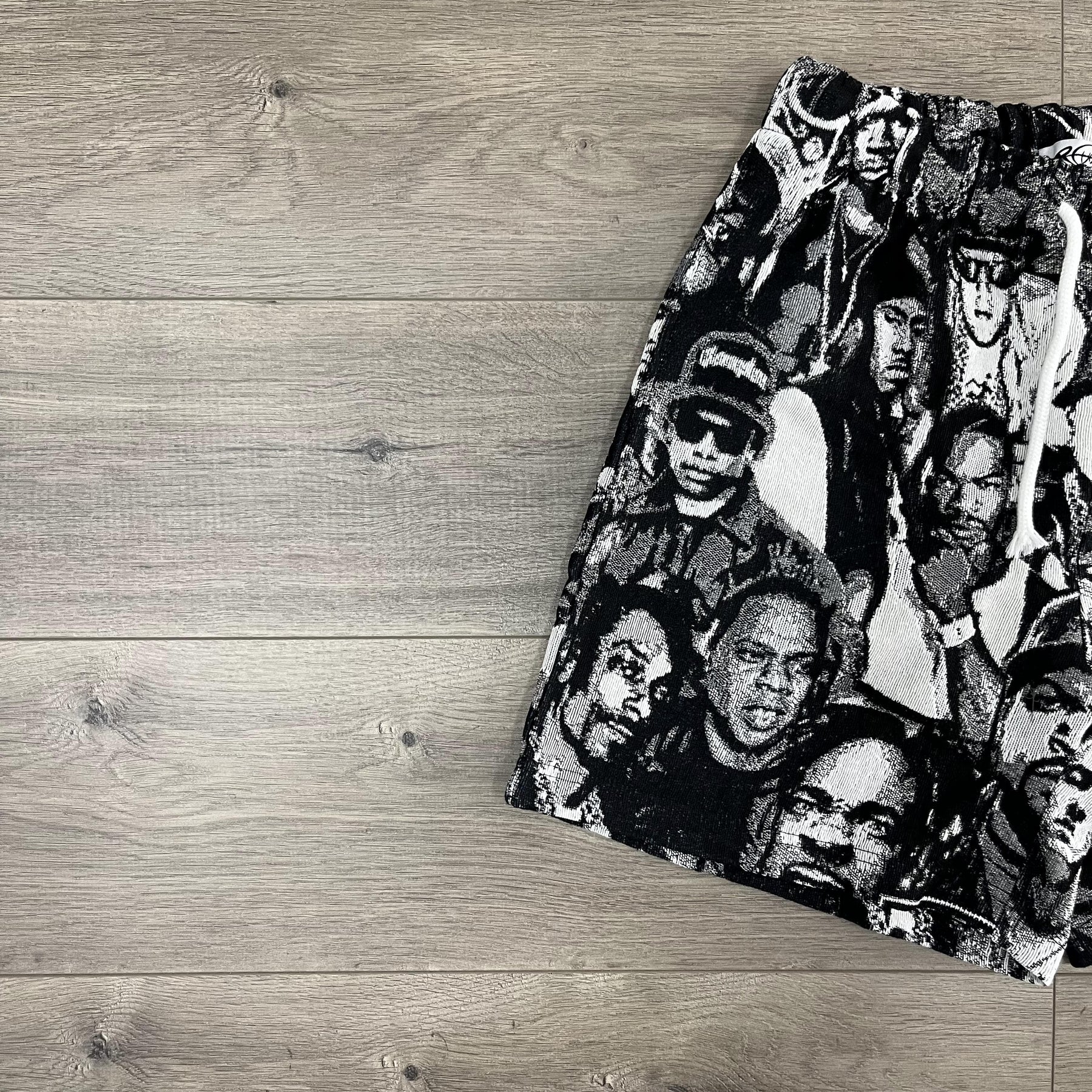 HIP COLLECTION TAPESTRY SHORTS - RDMCLOTHINGART