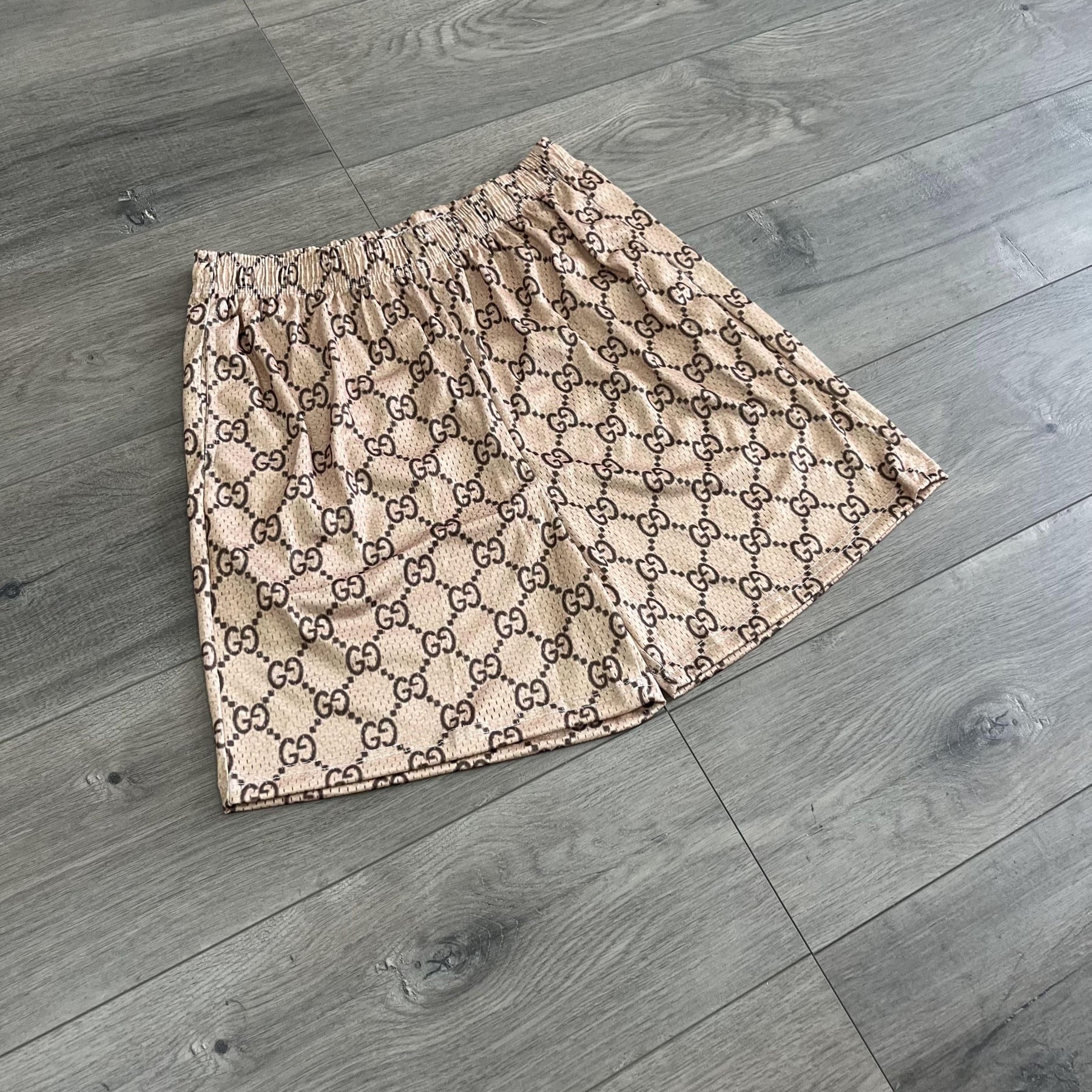 KHAKI GU MESH SHORTS-8717 - RDMCLOTHINGART