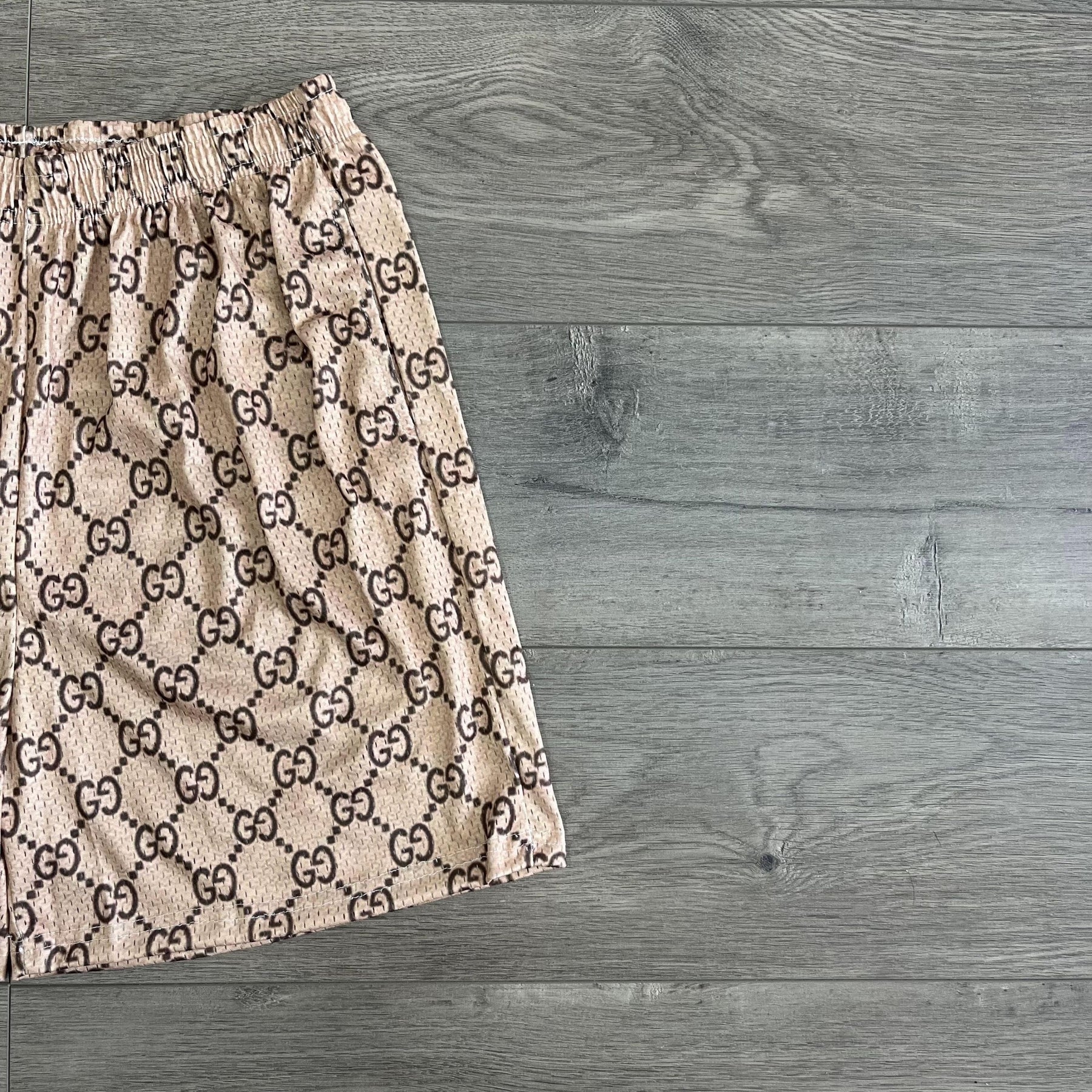 KHAKI GU MESH SHORTS-8717 - RDMCLOTHINGART